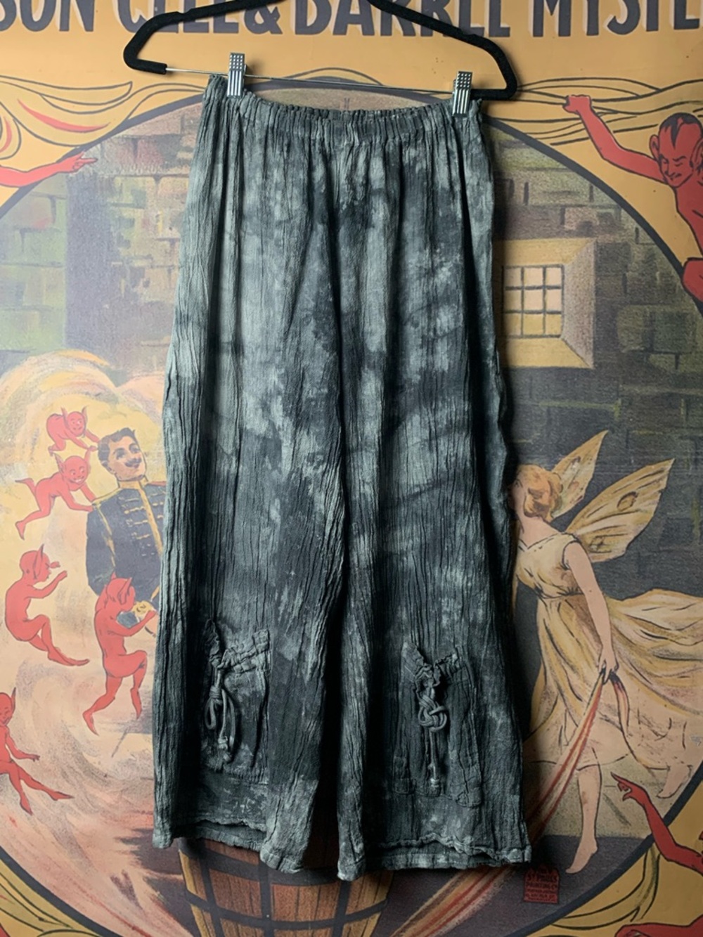 Sammy Cotton Oh My Gauze! Tie-Dye Capri Pants